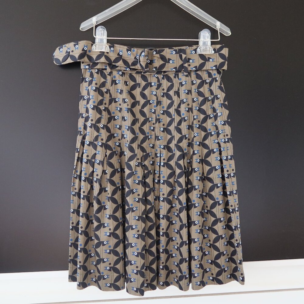 NWT Akris Punto Tan and Black Pleated A-Line Skirt with Whimsical Bird Print